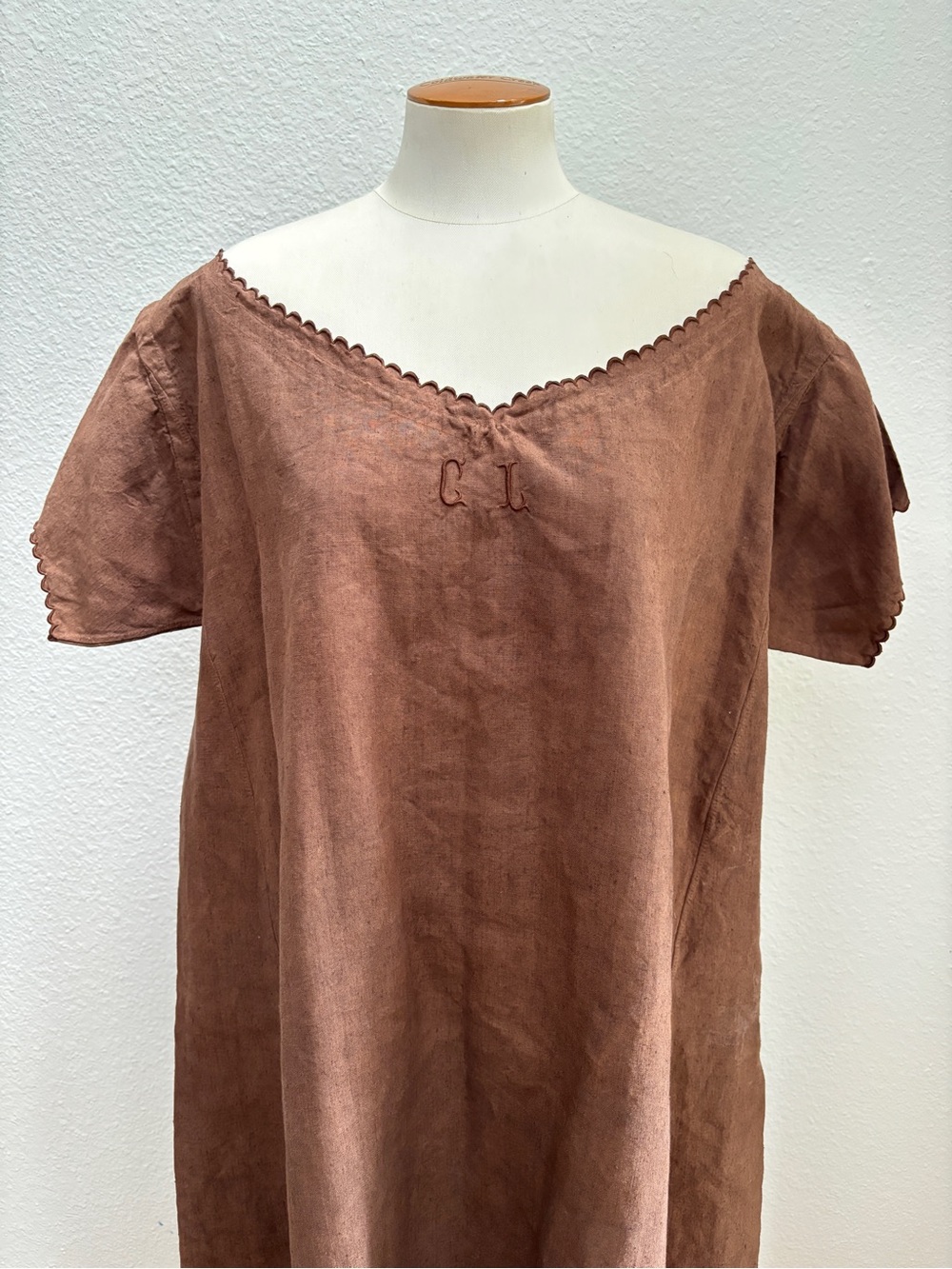 Antique French Brown Linen Dress - Picture 3 of 5